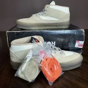 Vans Half Cab 33 Dx Rokit Translucent Pebble Men Size 7, Women Size 8.5 Vans x Rokit Half Cab 33 DX - Translucent Pebble – Feature main image 3